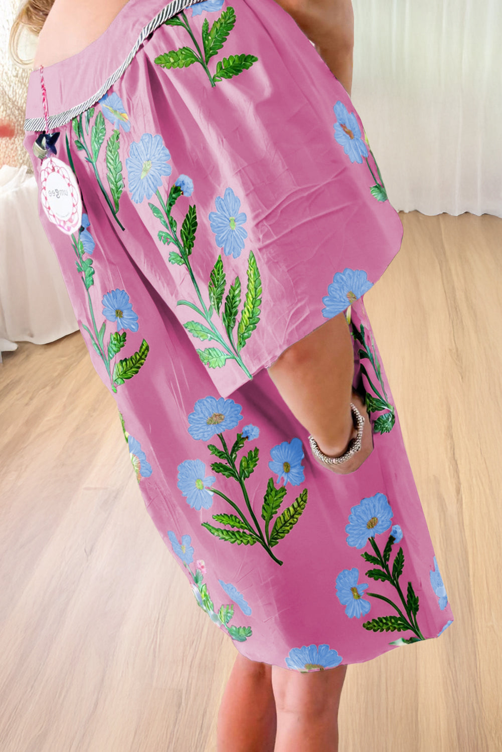 Short Sleeve Split Neck Floral Mini Dress