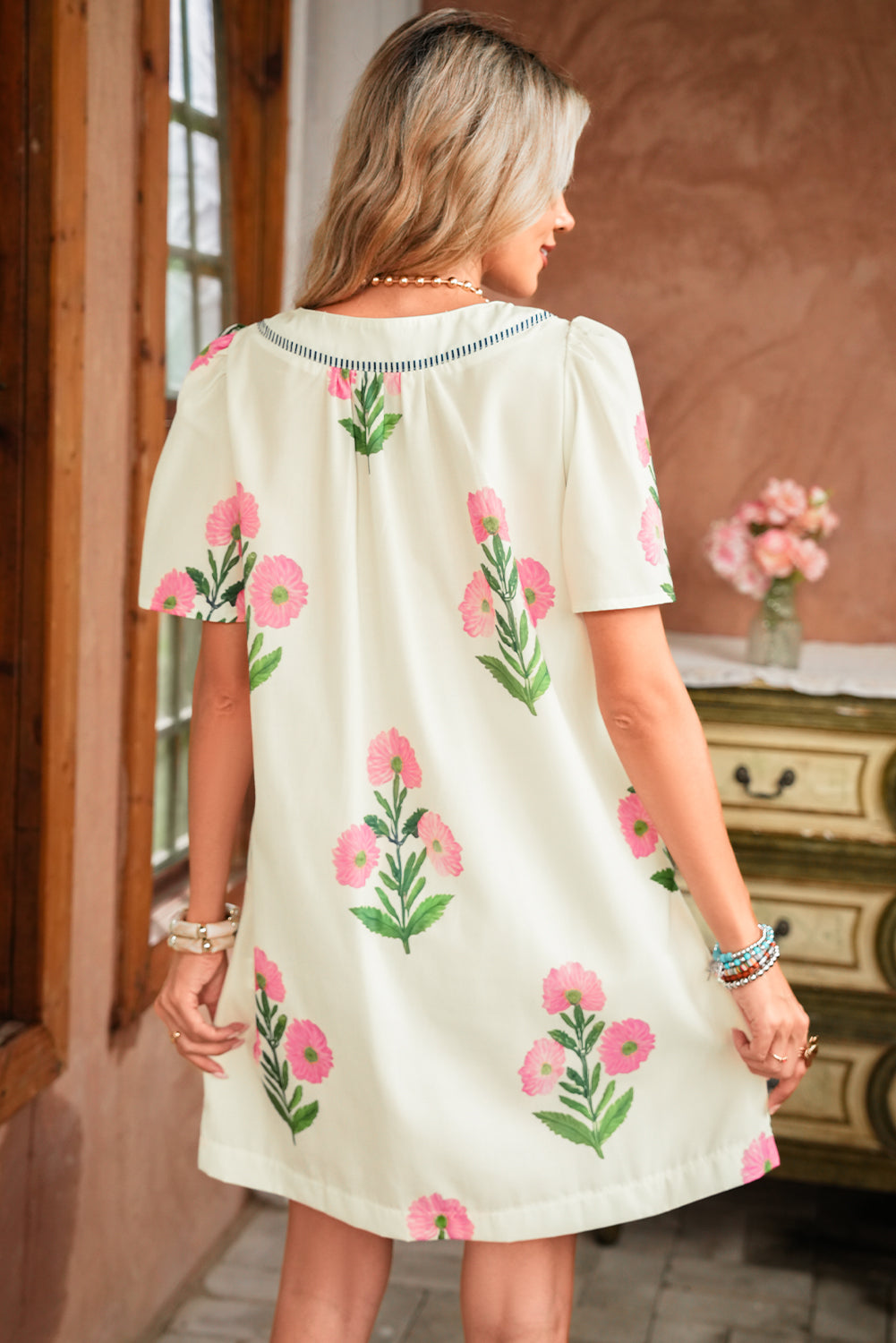 Short Sleeve Split Neck Floral Mini Dress