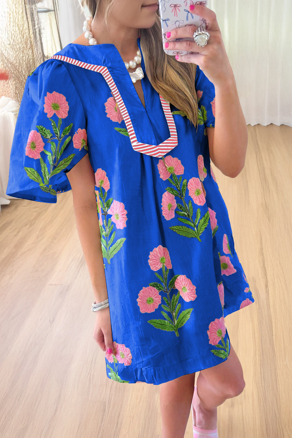 Short Sleeve Split Neck Floral Mini Dress