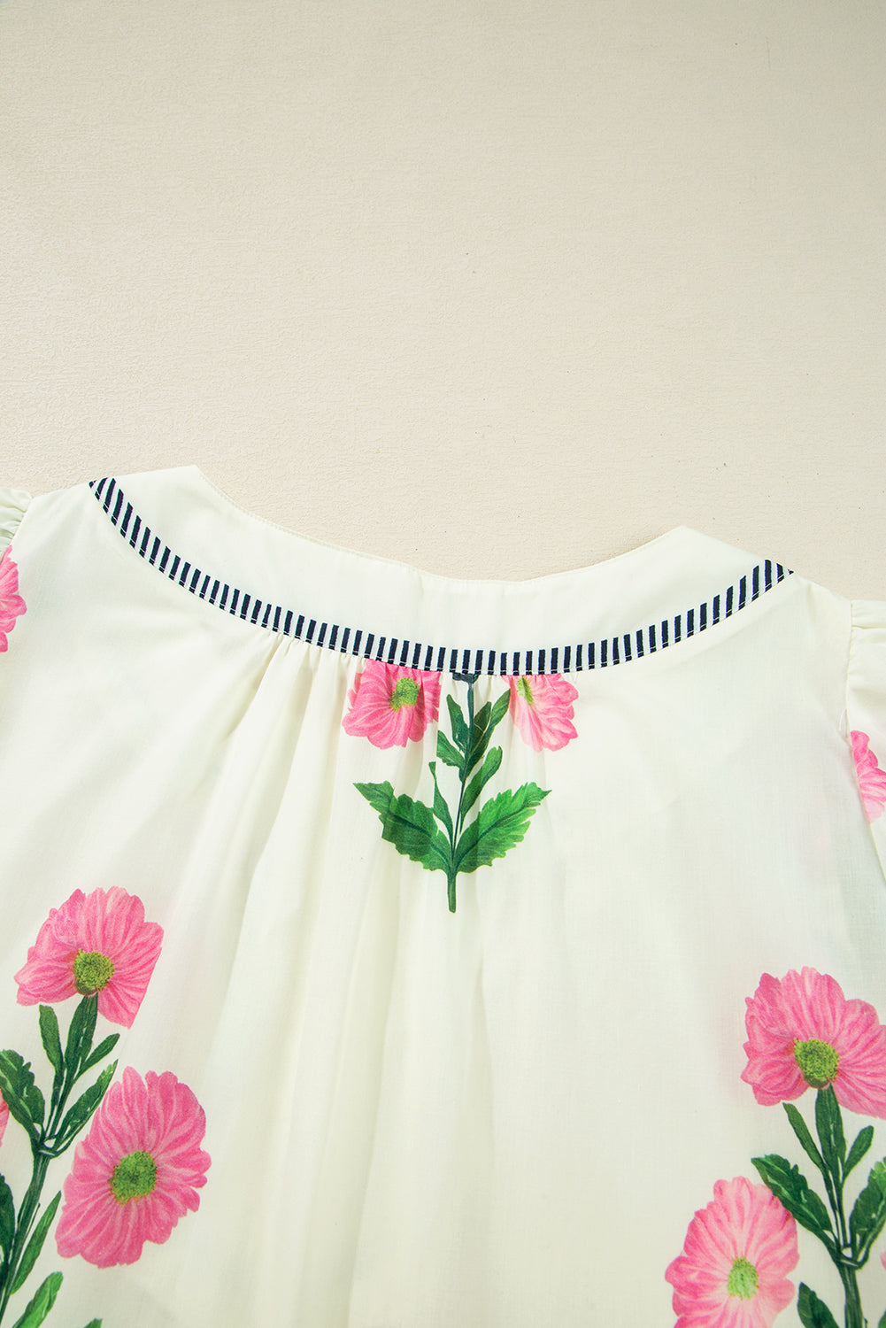 Short Sleeve Split Neck Floral Mini Dress