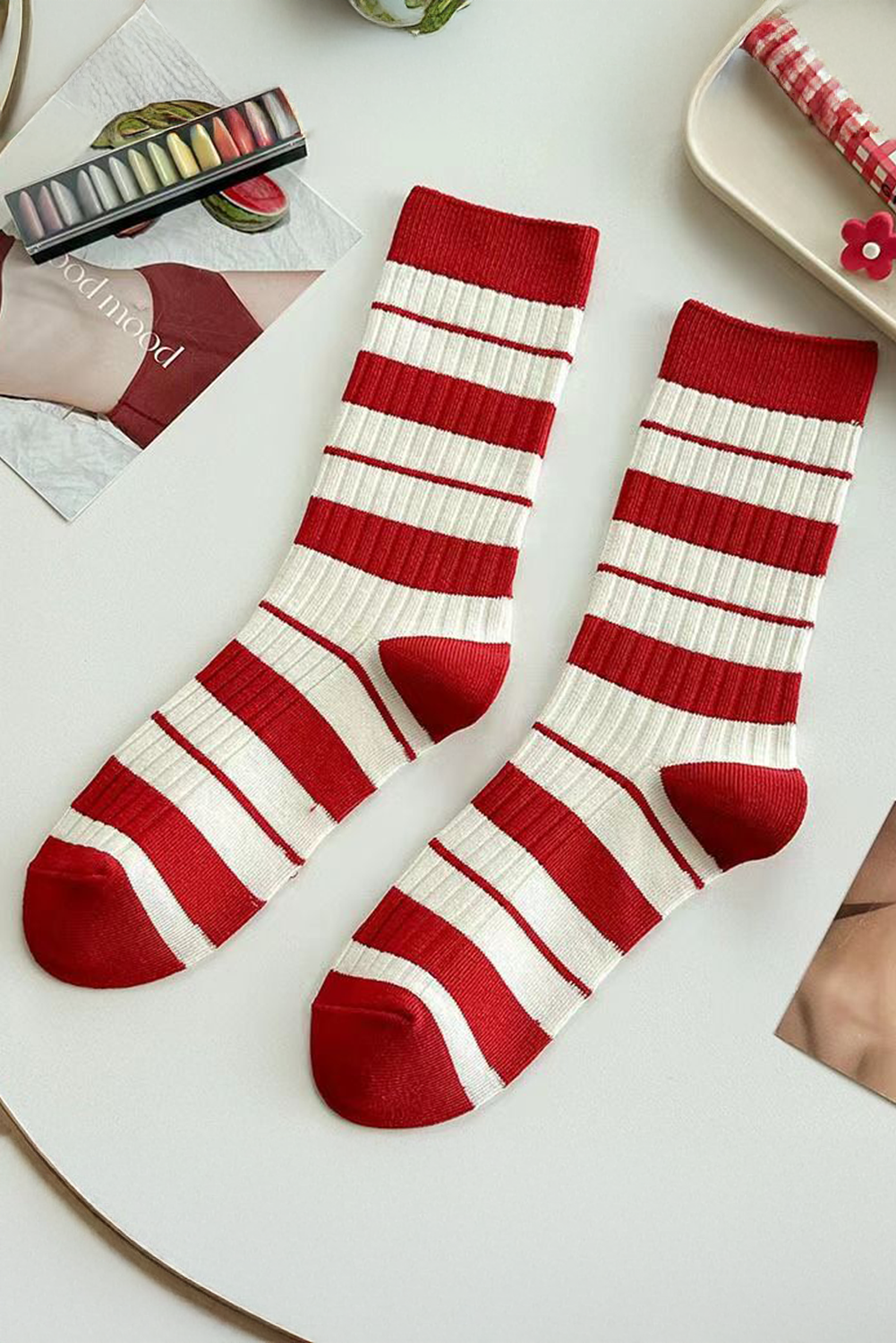 Fiery Red Christmas Color Crew Socks