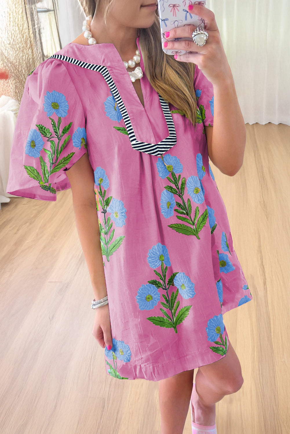 Short Sleeve Split Neck Floral Mini Dress
