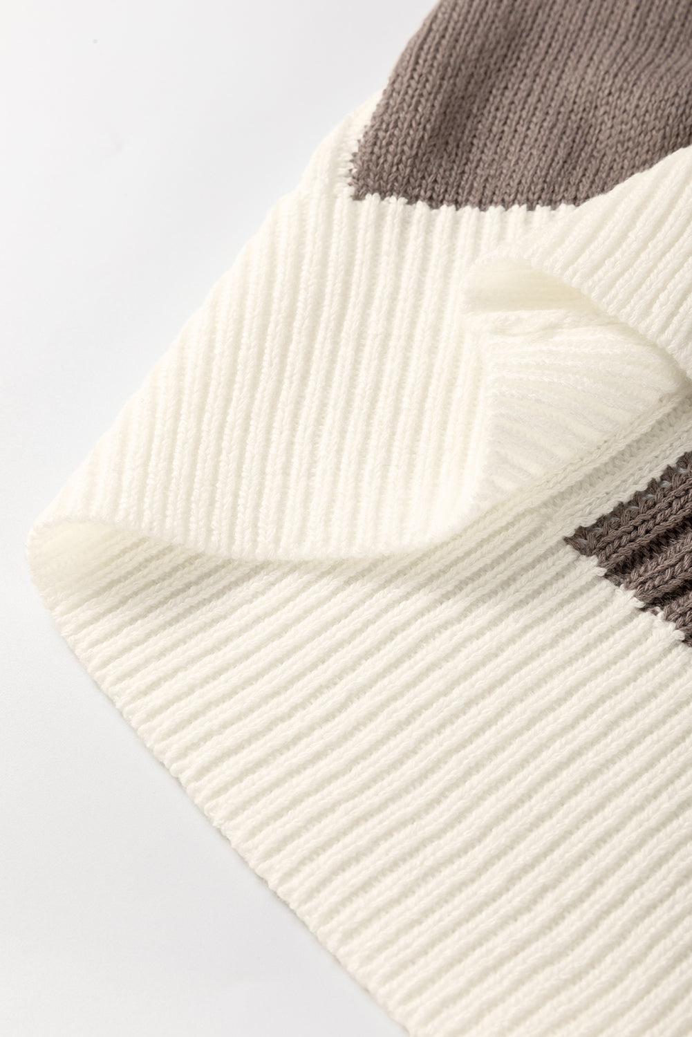 Khaki Checkered Crew Neck Short Sleeve Sweater